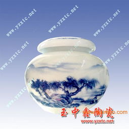 青花玲珑瓷 一罐幽香，满目风雅——探秘陶瓷茶叶罐的工艺美学